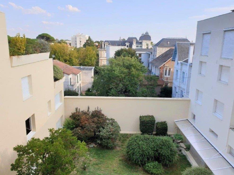 Royan - Studio Lumineux Au Calme - 30M De La Plage - Quartier Du Parc Exterior foto