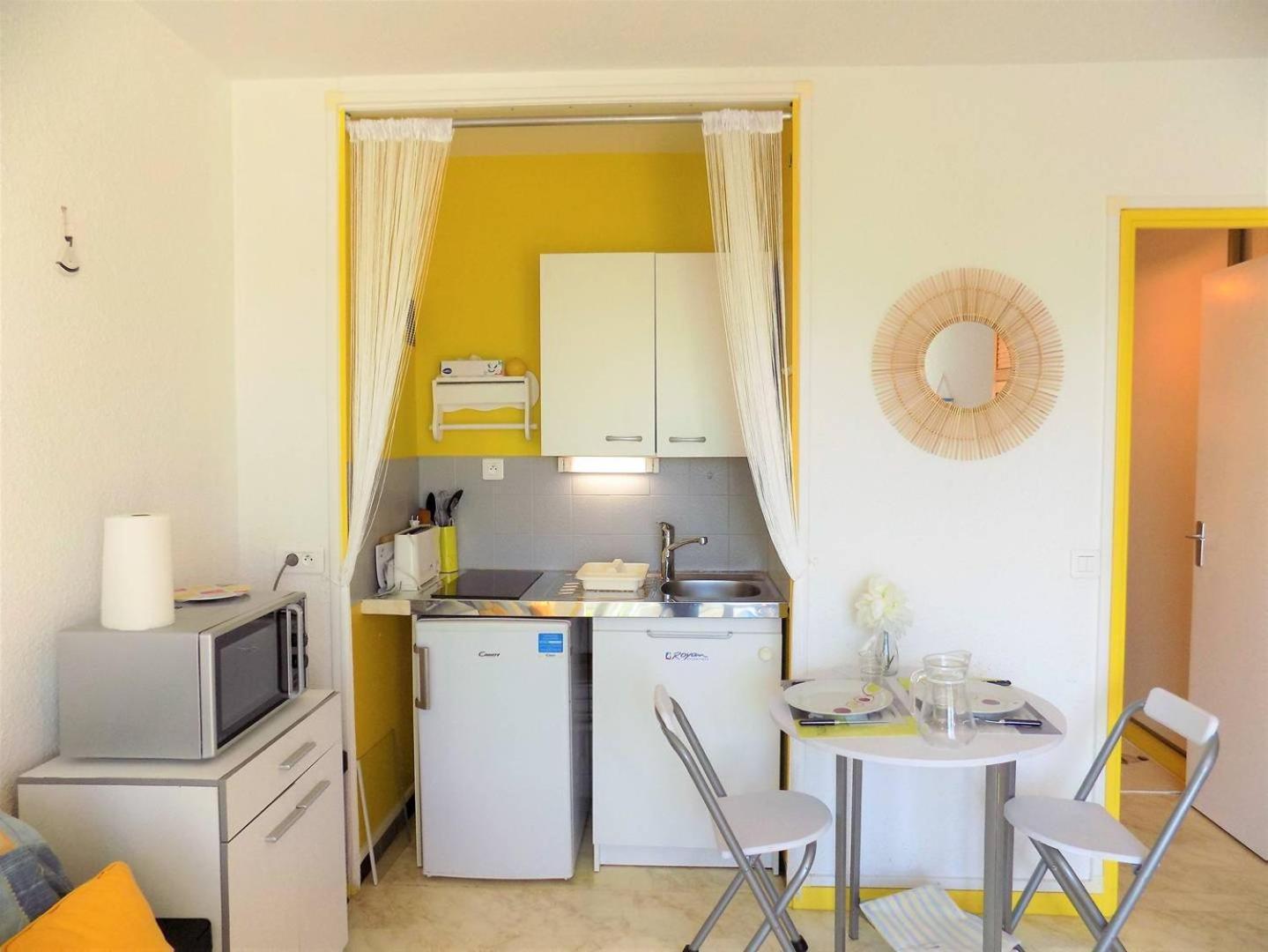 Royan - Studio Lumineux Au Calme - 30M De La Plage - Quartier Du Parc Exterior foto